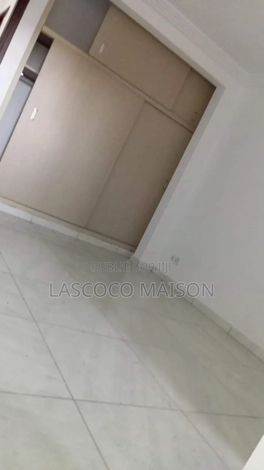2chbre Appartement dans Lascoco Maison, Cocody à Louer