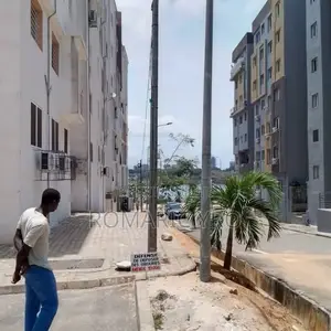 3chbre Appartement dans Romaric, Abobo-Doume à Vendre