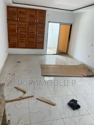 4chbre Duplex dans Ik Immobilier Cote, Cocody à Vendre