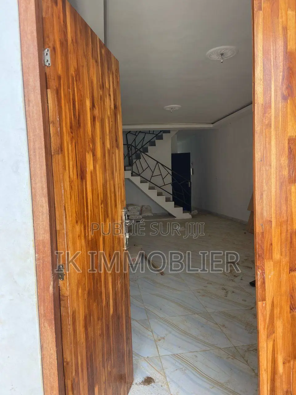 4chbre Duplex dans Ik Immobilier Cote, Cocody à Vendre