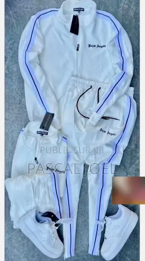 Photo - Complet Disponibles