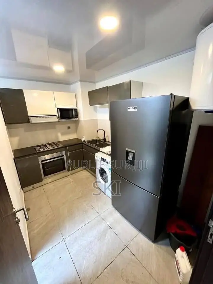 3chbre Appartement-terrasse dans Cocody à Louer