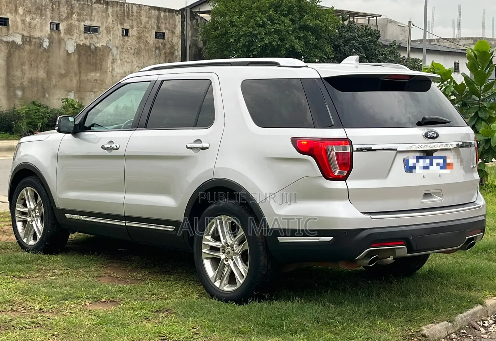 Ford Explorer Platinum AWD 2018 Gris