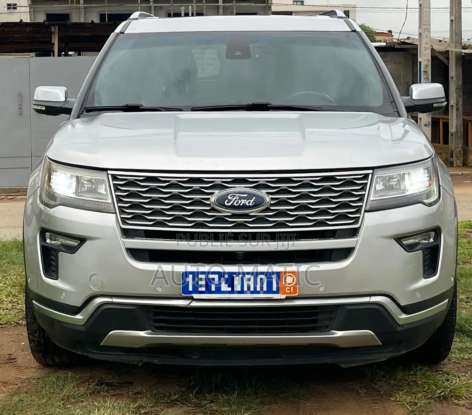 Ford Explorer Platinum AWD 2018 Gris