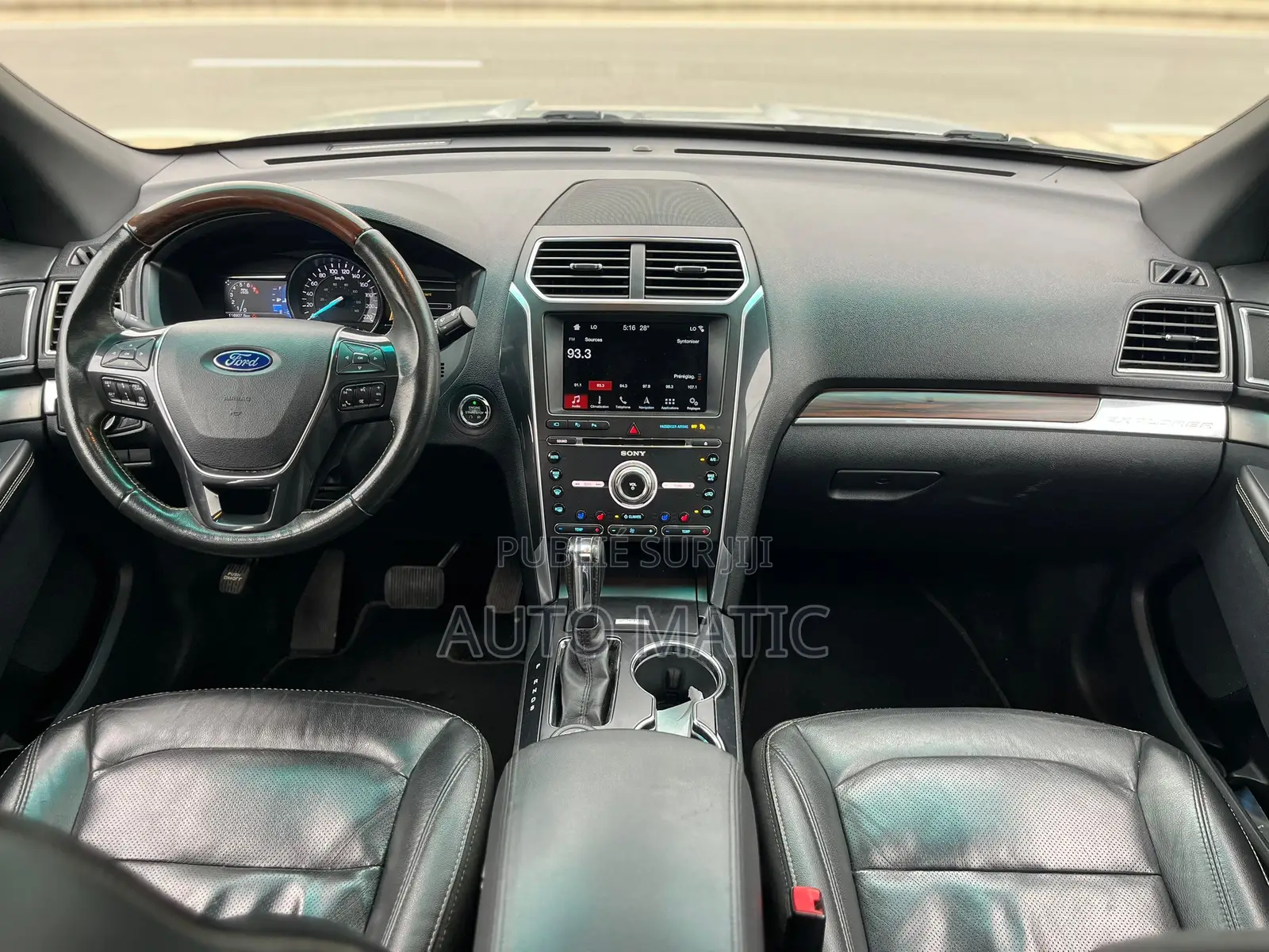 Ford Explorer Platinum AWD 2018 Gris