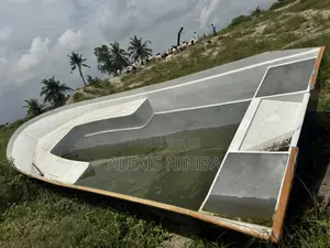 Petite Coque Bateau Sans Moteur