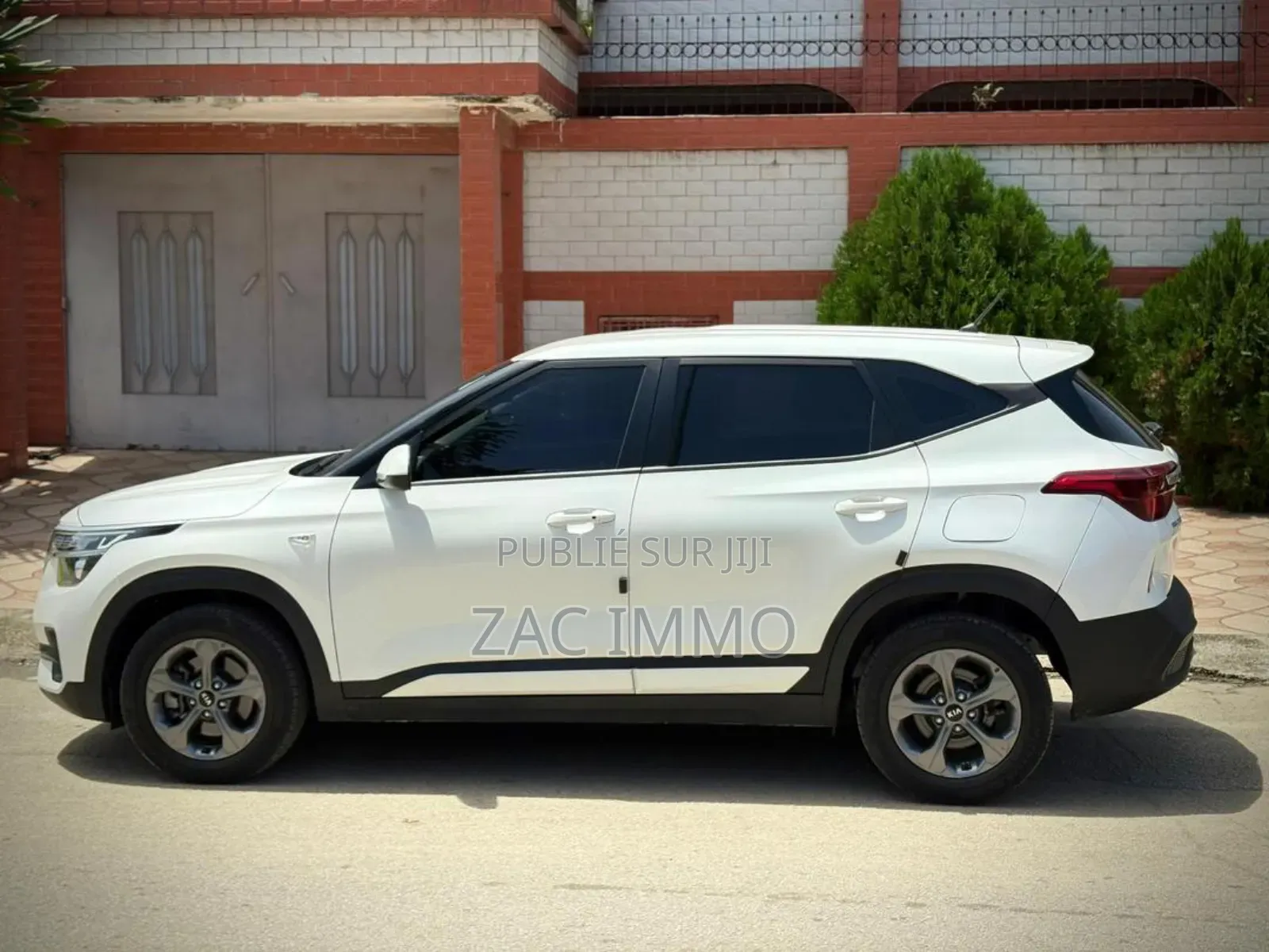 Kia Seltos 1.4 T-GDI 2021 Blanc cassé