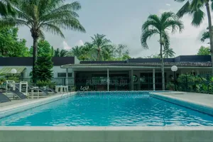 Furnished 8chbre Duplex dans Zié Multi-Service, Cocody à Vendre
