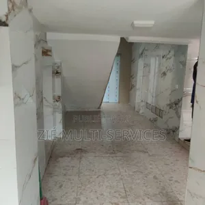 Furnished 8chbre Duplex dans Zié Multi-Service, Cocody à Vendre