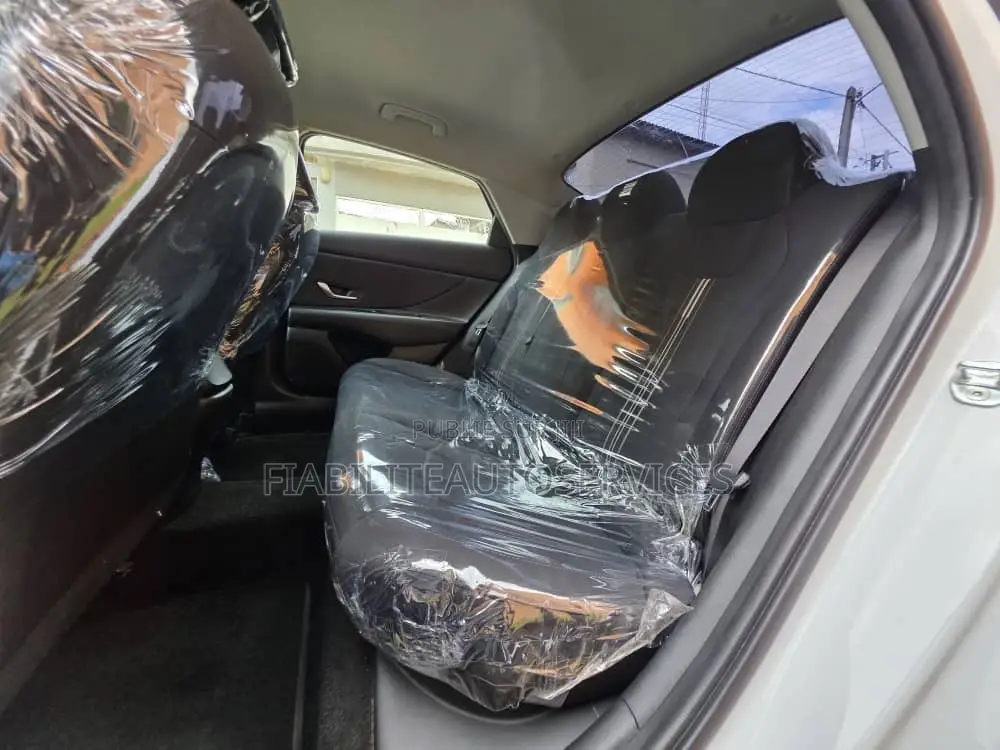 Hyundai Elantra SE 2022 Autre