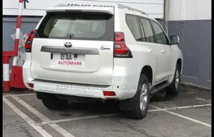 Toyota Land Cruiser Prado 4.0 Petrol TX-L 2022 Blanc