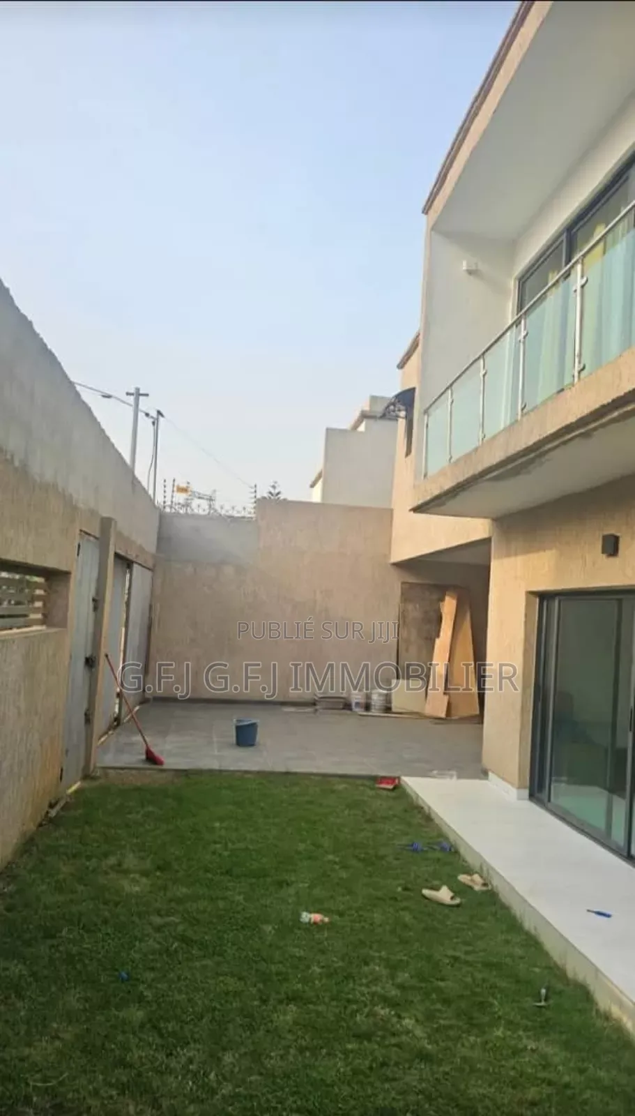 6chbre Duplex dans G.F.J Immobilier, Cocody à Louer