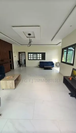 6chbre Duplex dans G.F.J Immobilier, Cocody à Louer