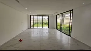 4chbre Villa dans G.F.J Immobilier, Cocody à Louer