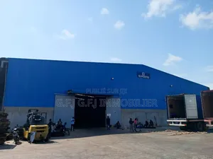 Eentrepôt À Vendre