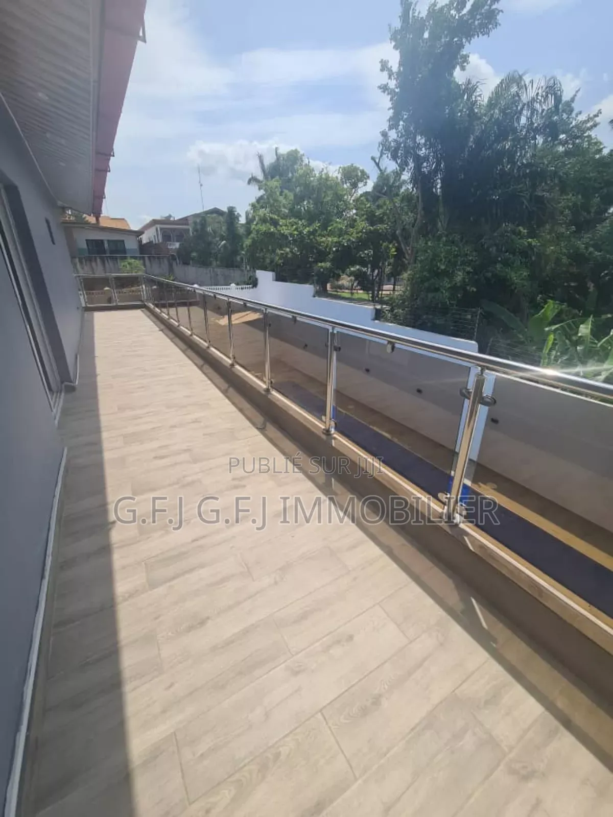 5chbre Duplex dans G.F.J Immobilier, Cocody à Louer