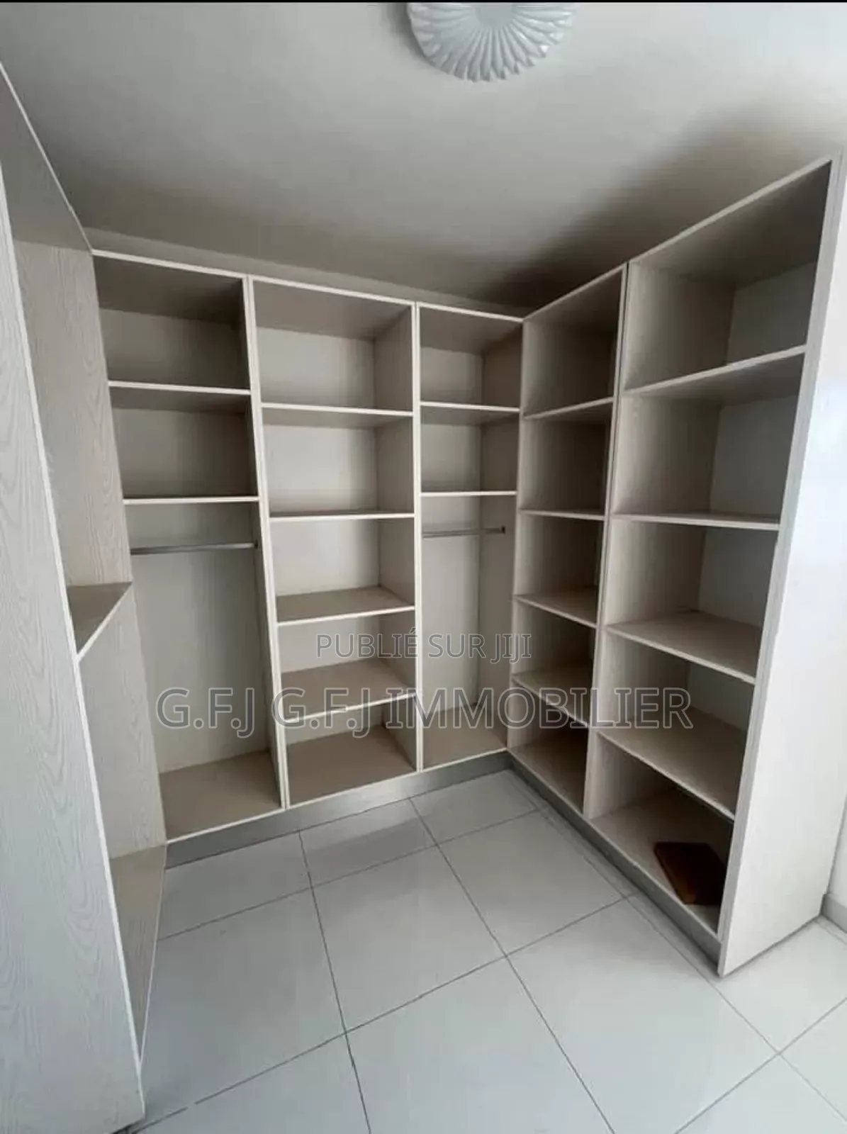 6chbre Duplex dans G.F.J Immobilier, Cocody à Louer