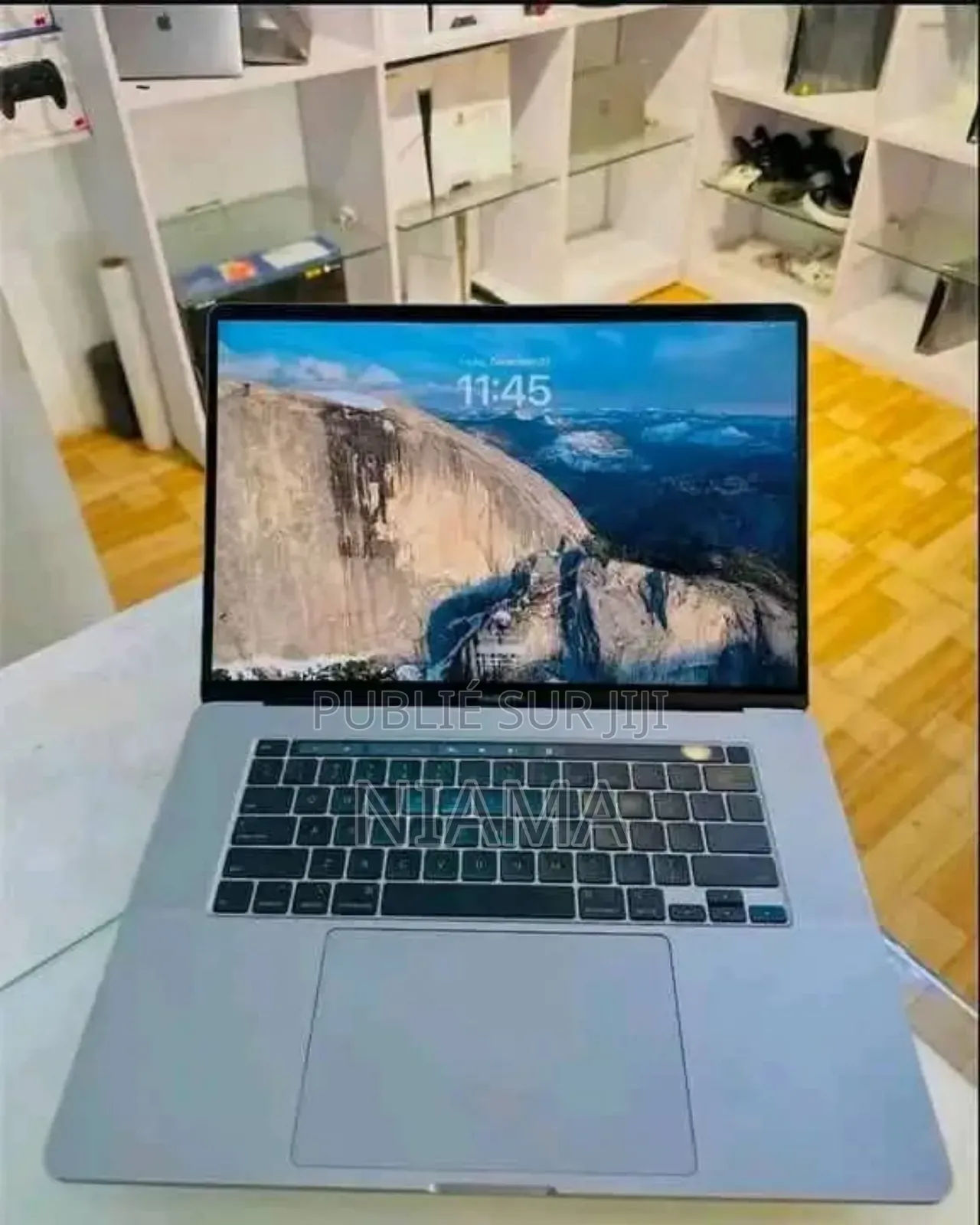 New Apple MacBook Pro 2019 16GB Intel Core I9 SSD 512GB