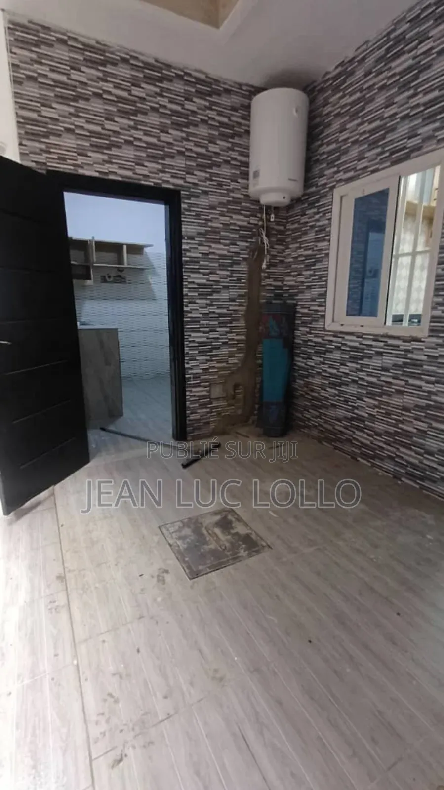 3chbre Appartement dans Lollo Jean Luc, Cocody à Louer