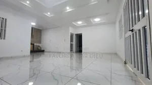 4chbre Appartement dans Lollo Immobilier, Cocody à Louer