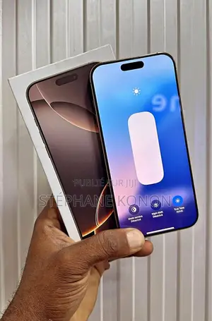 Neuf Pomme iPhone 16 Pro Max 256 GB Doré