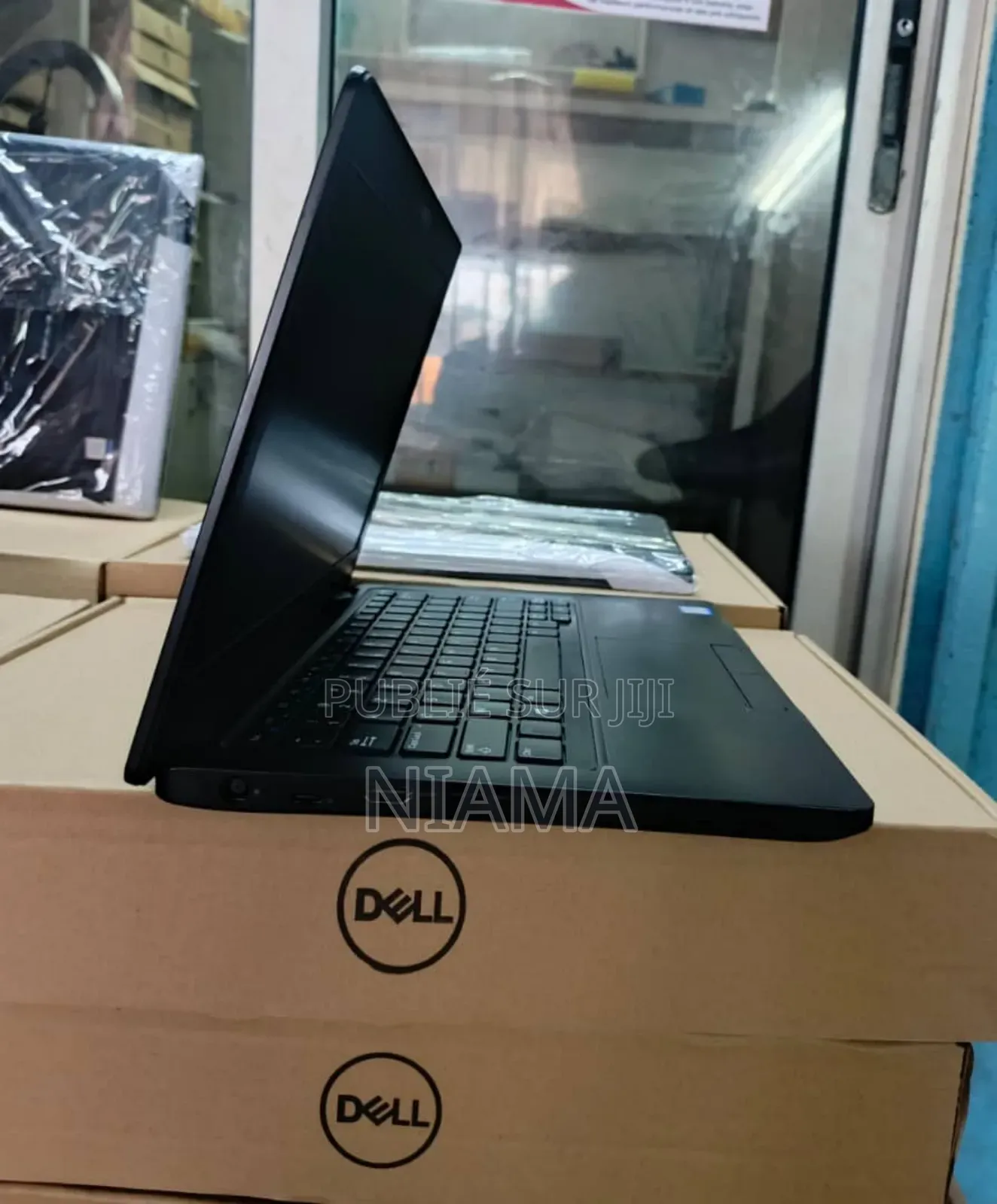 New Dell Latitude 12 E5270 8GB Intel Core I5 SSD 256GB