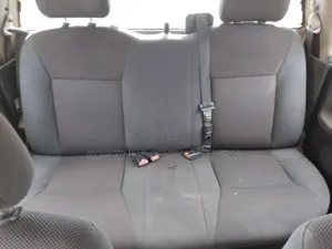 Isuzu I-Series 2005 Argenté