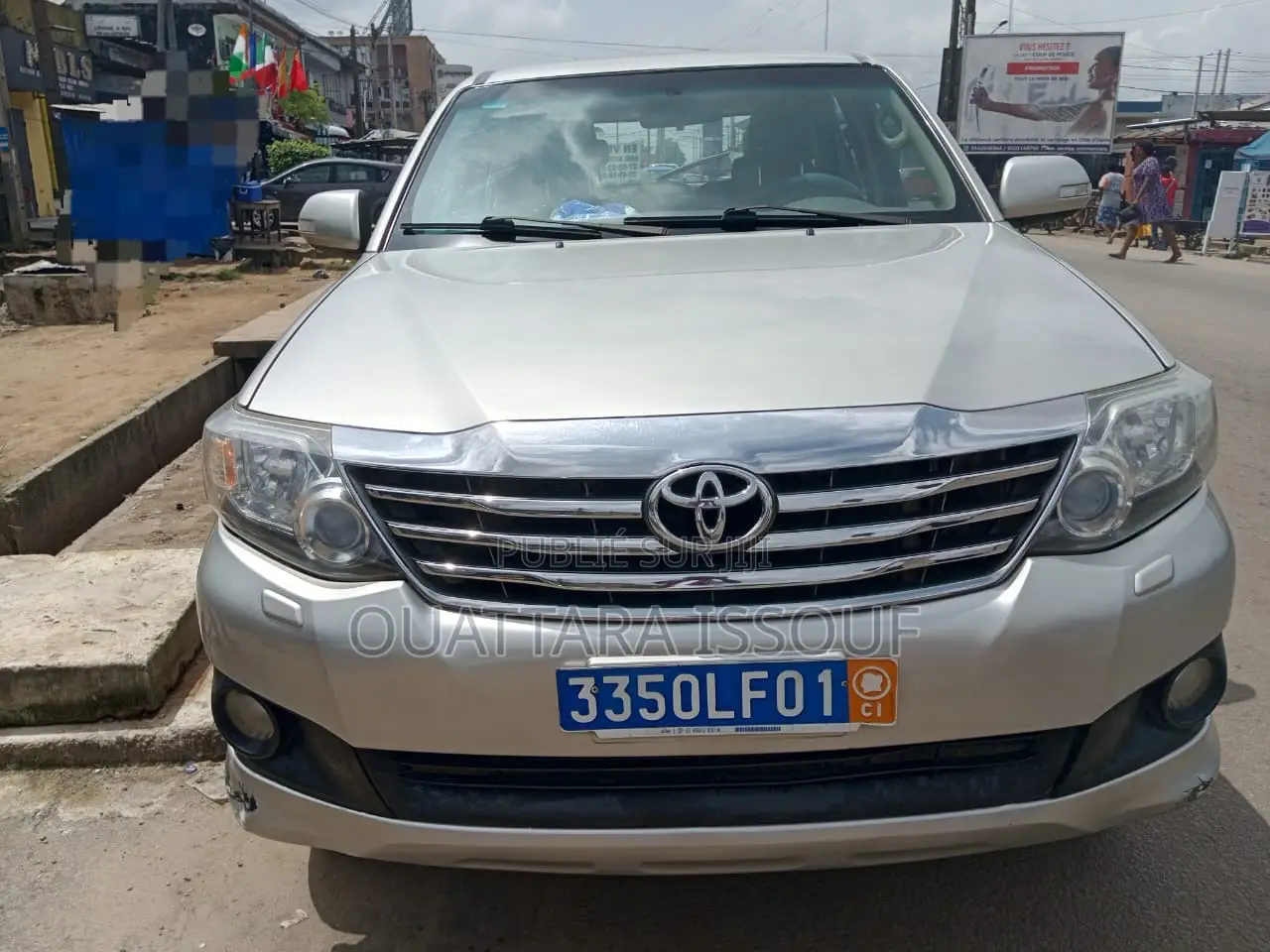 Toyota Fortuner 2.5 D AWD 2012 Gris