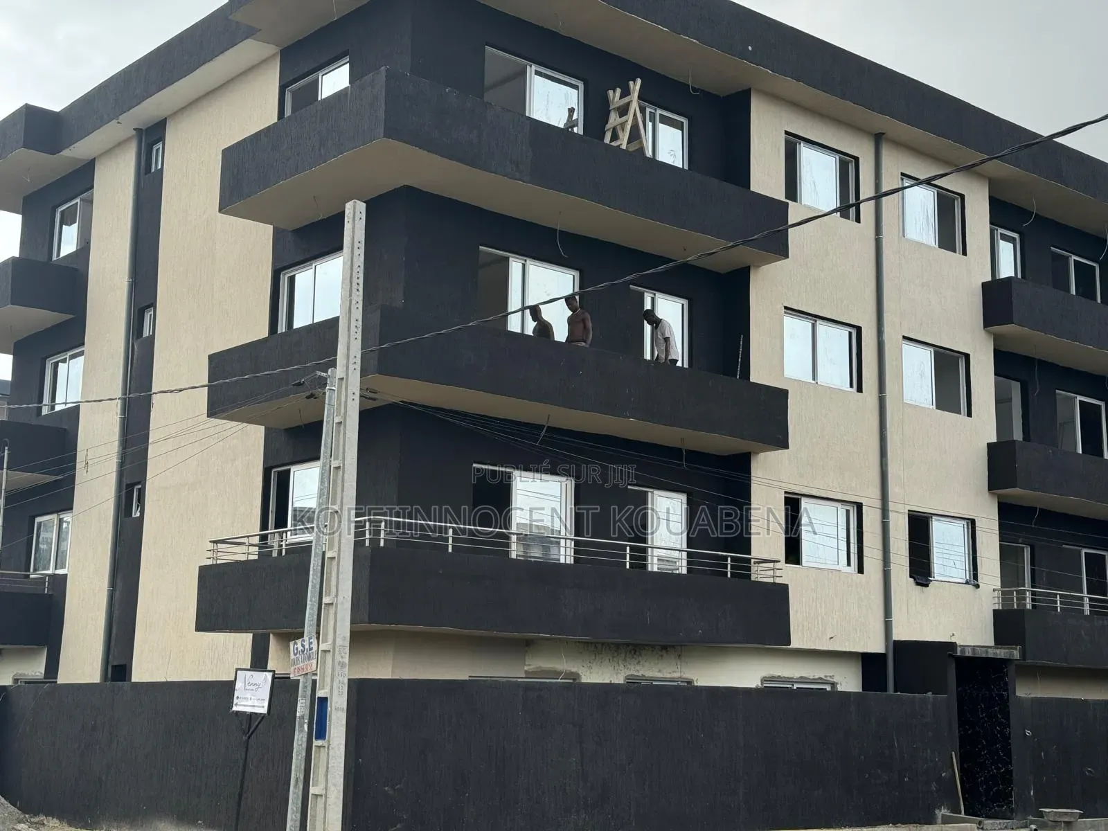 20chbre Blocs d'appartements dans Winner Immobilier, Cocody à Vendre