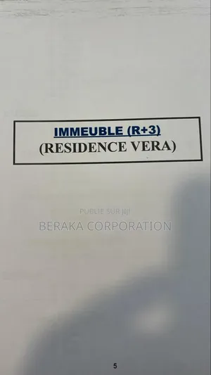 Hotel R+3 en Vente a Marcory Residentiel