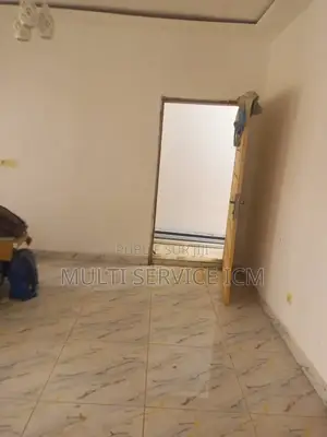 5chbre Duplex dans Ismaël Coulibaly, Cocody à Vendre