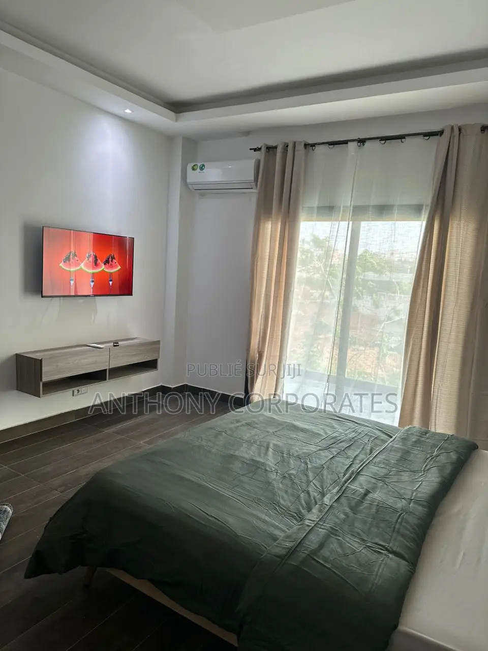 Appartement Meublé 3 Pièces Au 4èeme Étage Avec Ascenseur.