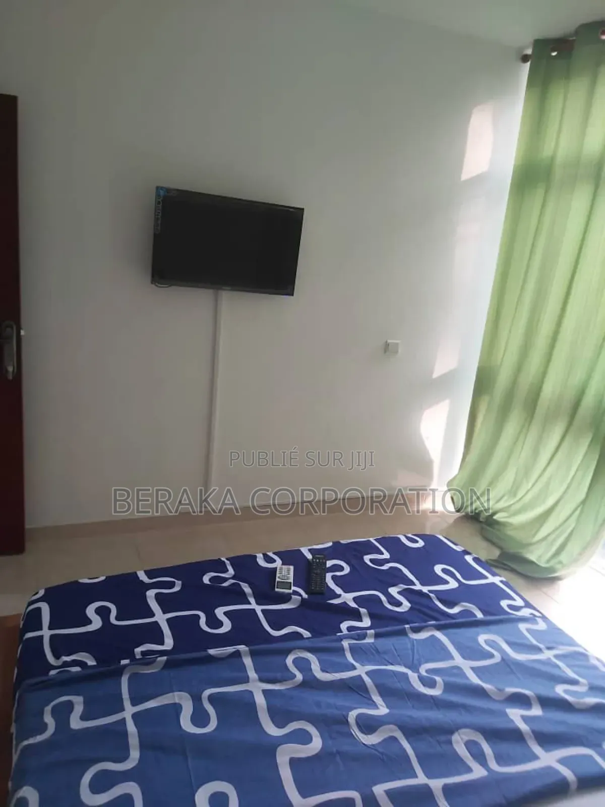Furnished 5chbre Appartement dans Beraka Corporation, Cocody à Vendre