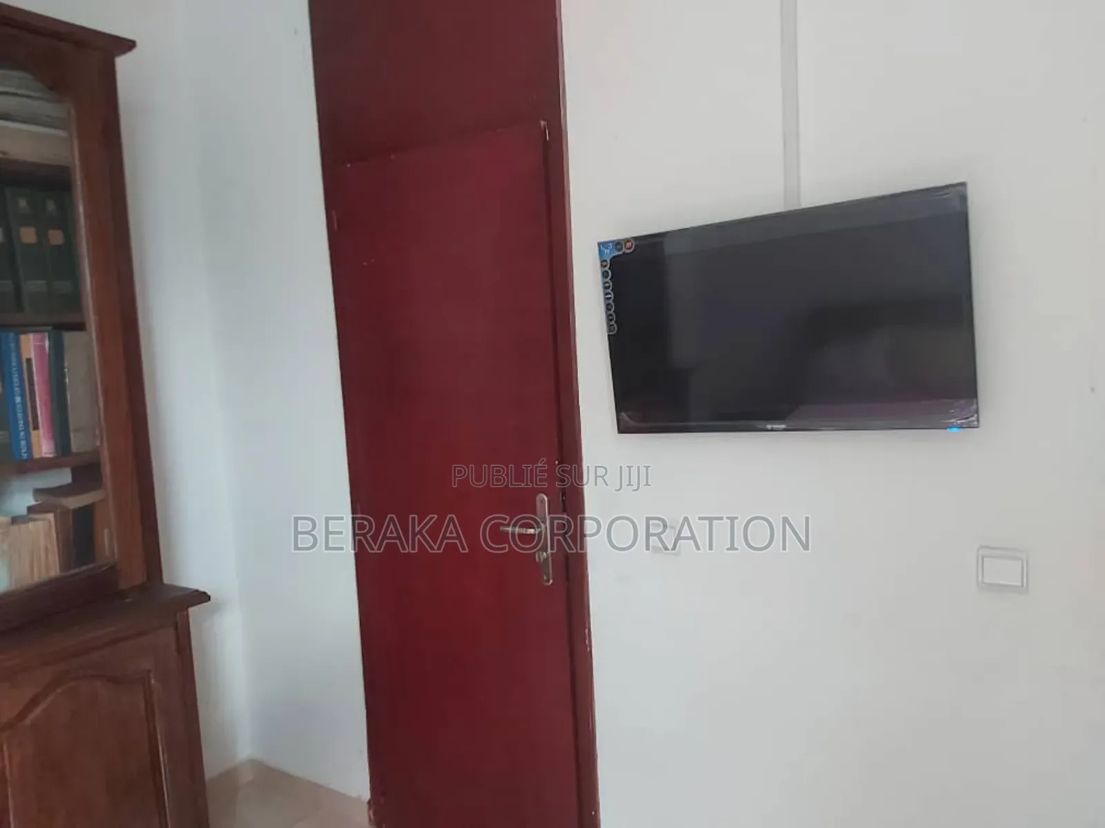 Furnished 5chbre Appartement dans Beraka Corporation, Cocody à Vendre