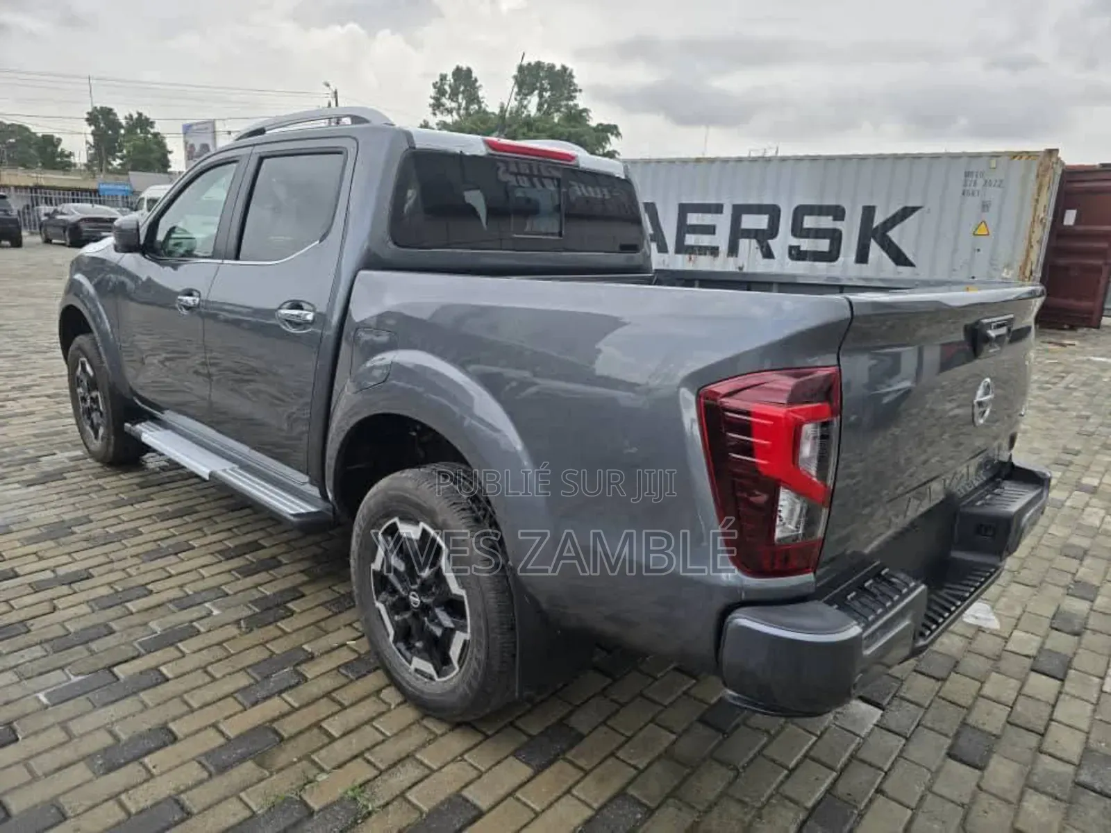 New Nissan Navara 2025 Gris