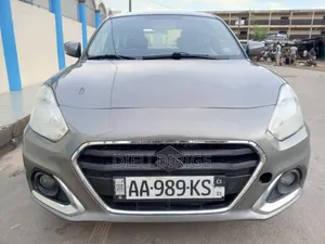 Photo - Suzuki Dzire 2024 Gris