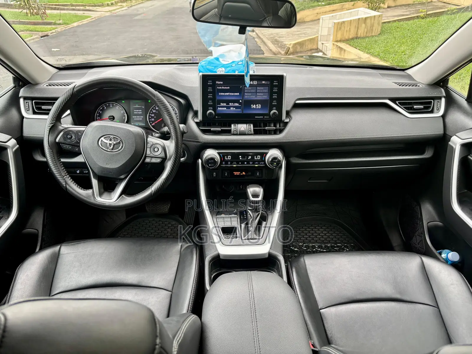 Toyota RAV4 XLE 2021 Noir