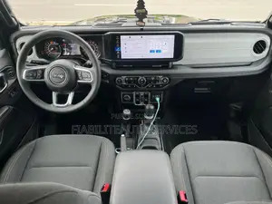 Jeep Wrangler Sahara 4 Door 4x4 2024 Gris