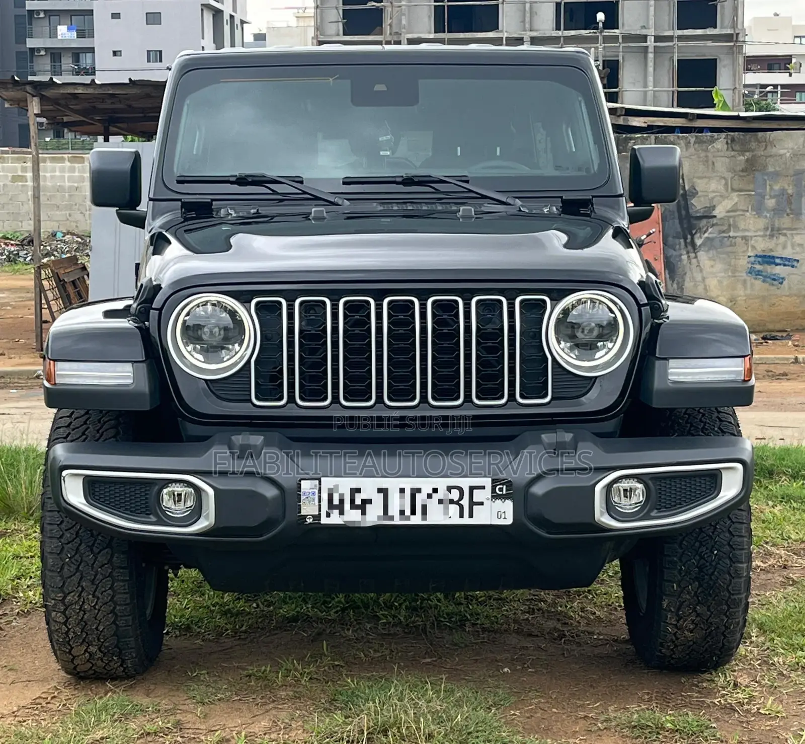 Jeep Wrangler Sahara 4 Door 4x4 2024 Gris
