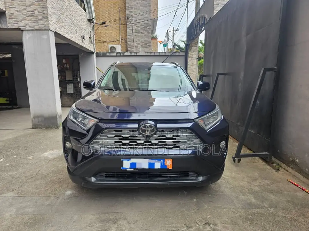 Toyota RAV4 2020 Noir