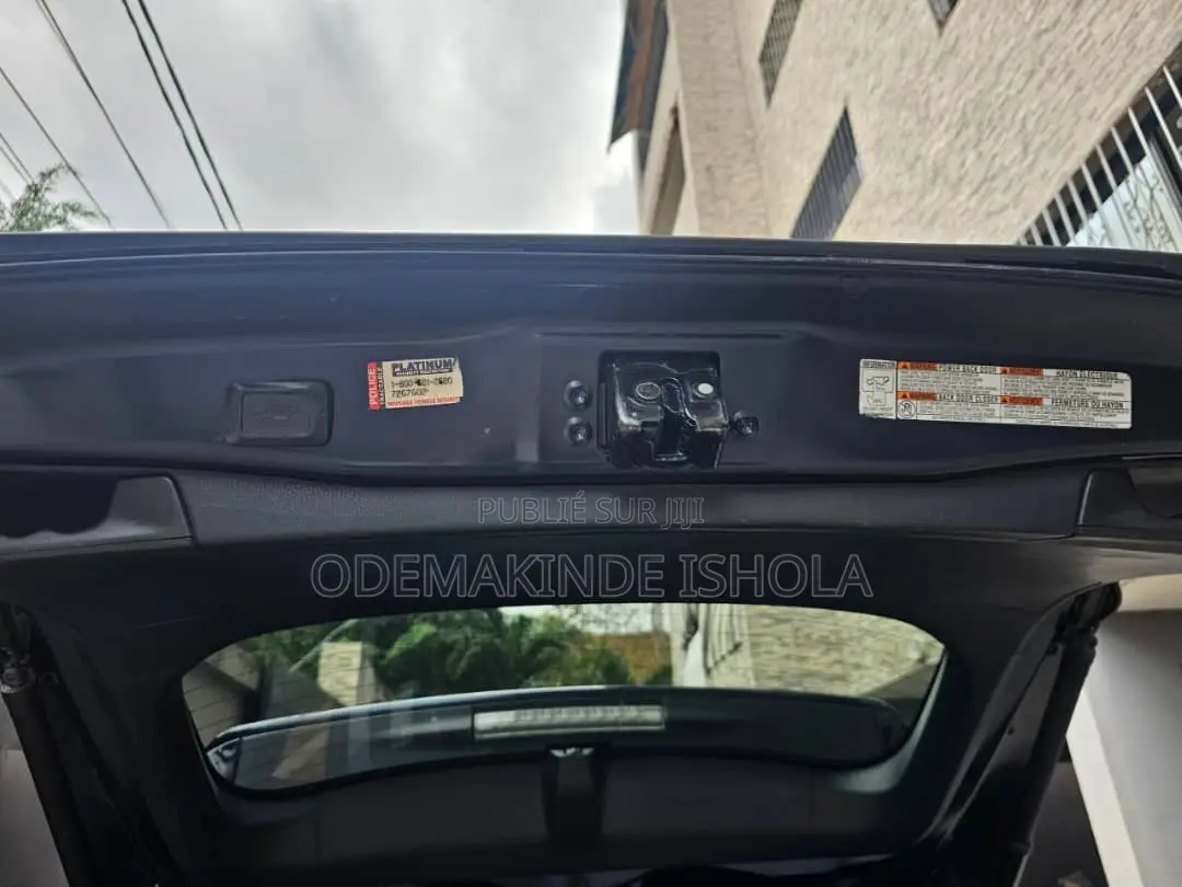 Toyota RAV4 2020 Noir