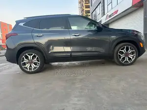 Kia Seltos SX 2022 Noir