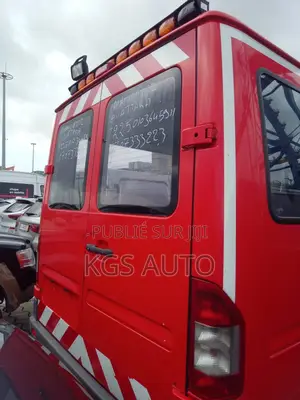Mercedes-Benz Sprinter 2018 Rouge