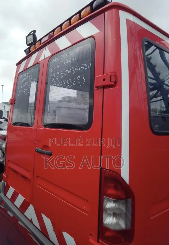 Mercedes-Benz Sprinter 2018 Rouge