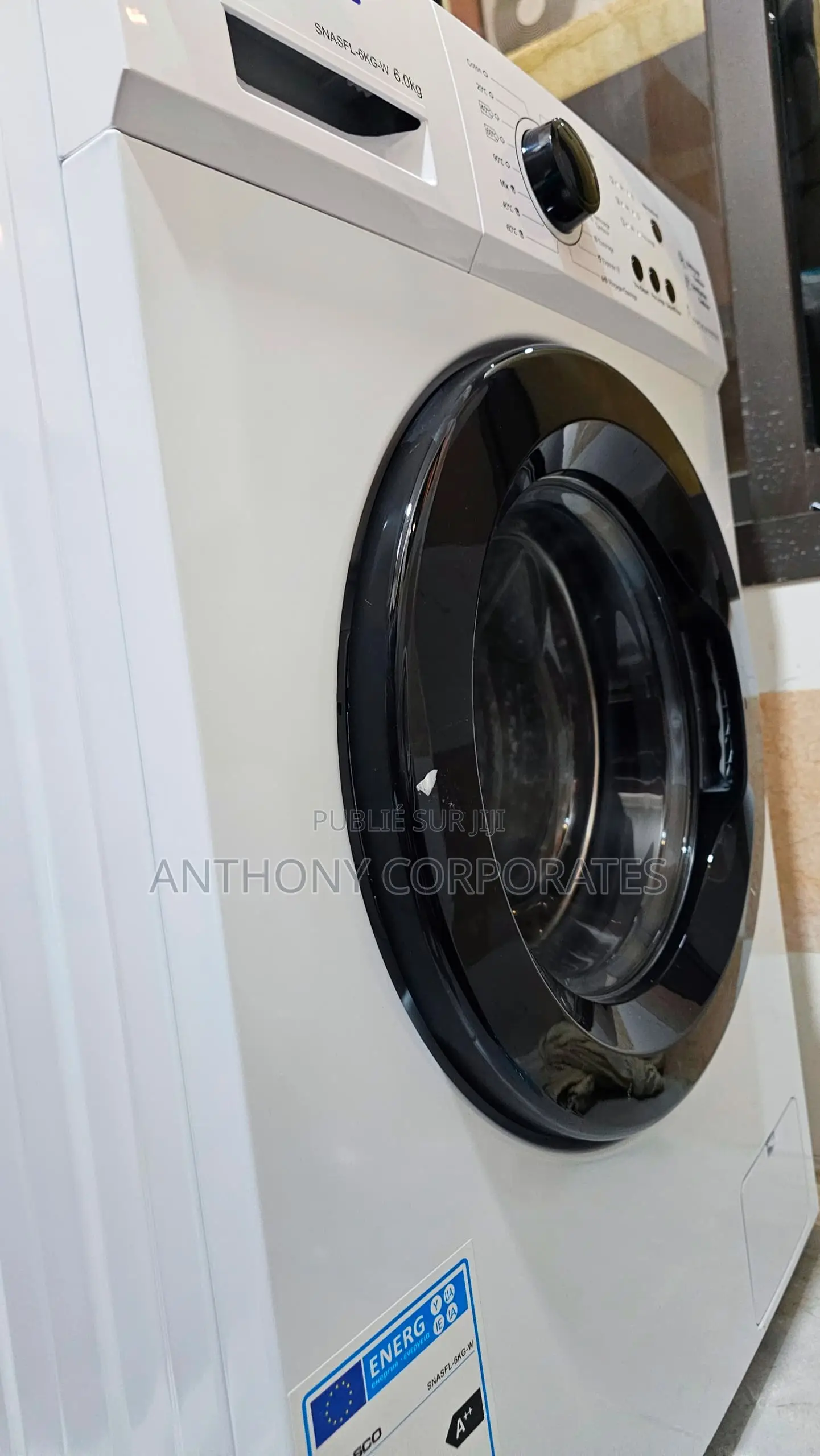 3 Pièces Meublé Au 3e Étage Cocody Angré