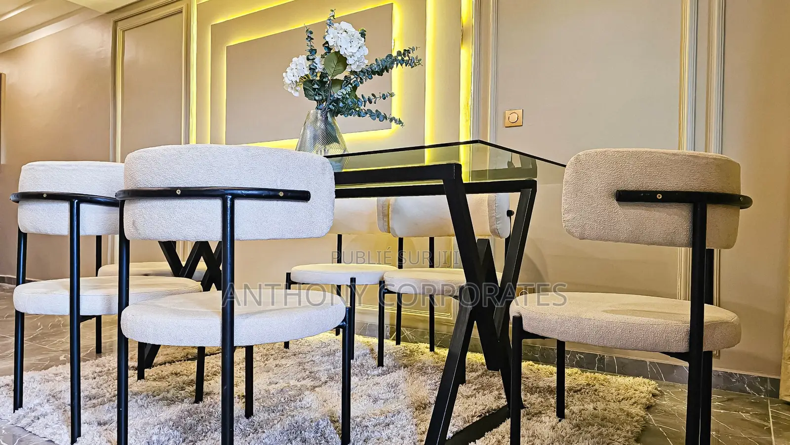 3 Pièces Meublé Au 3e Étage Cocody Angré