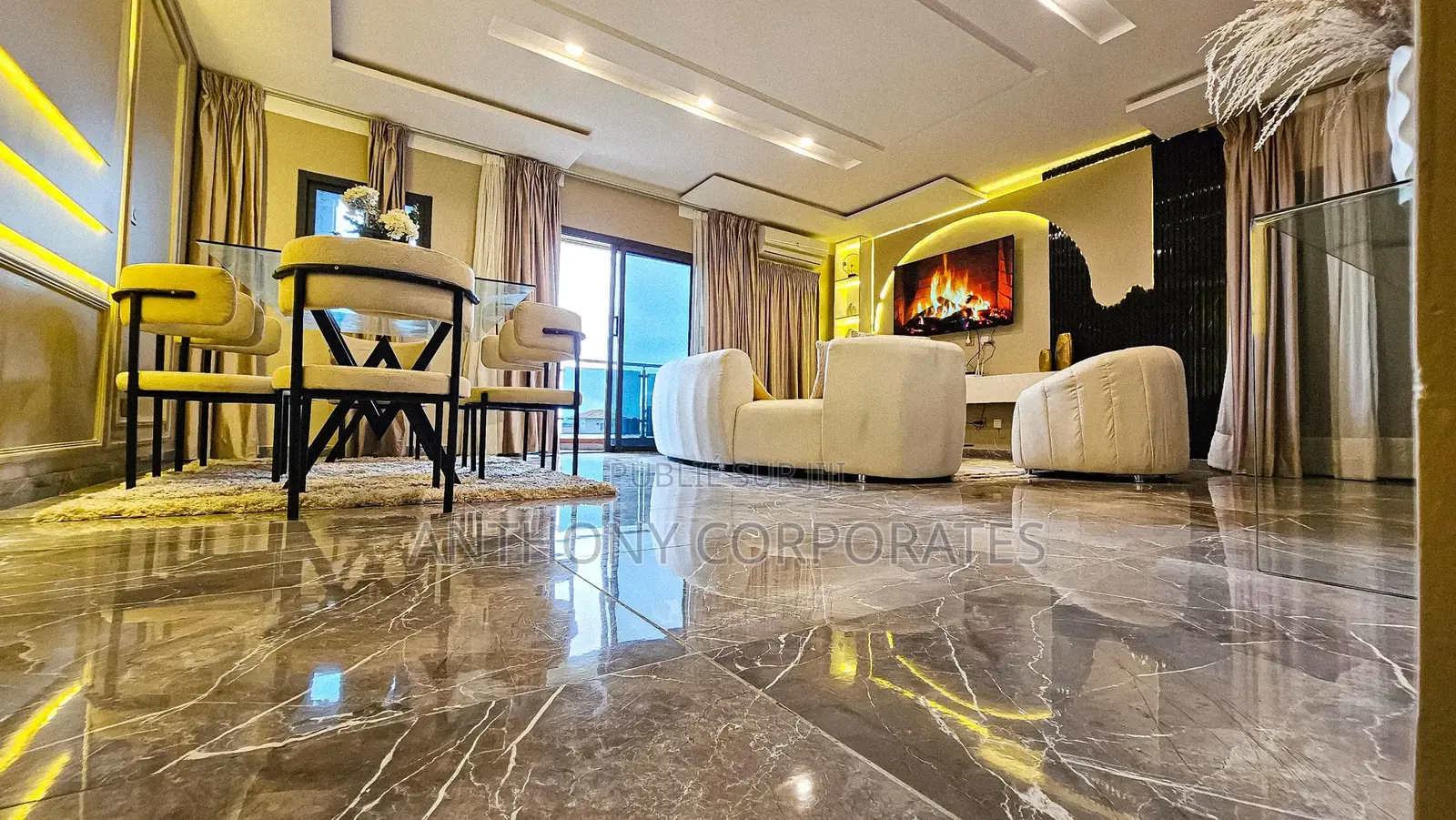 3 Pièces Meublé Au 3e Étage Cocody Angré