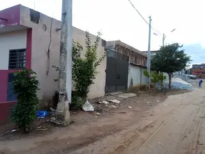 5chbre Villa dans De Bonheur, Cocody à Vendre