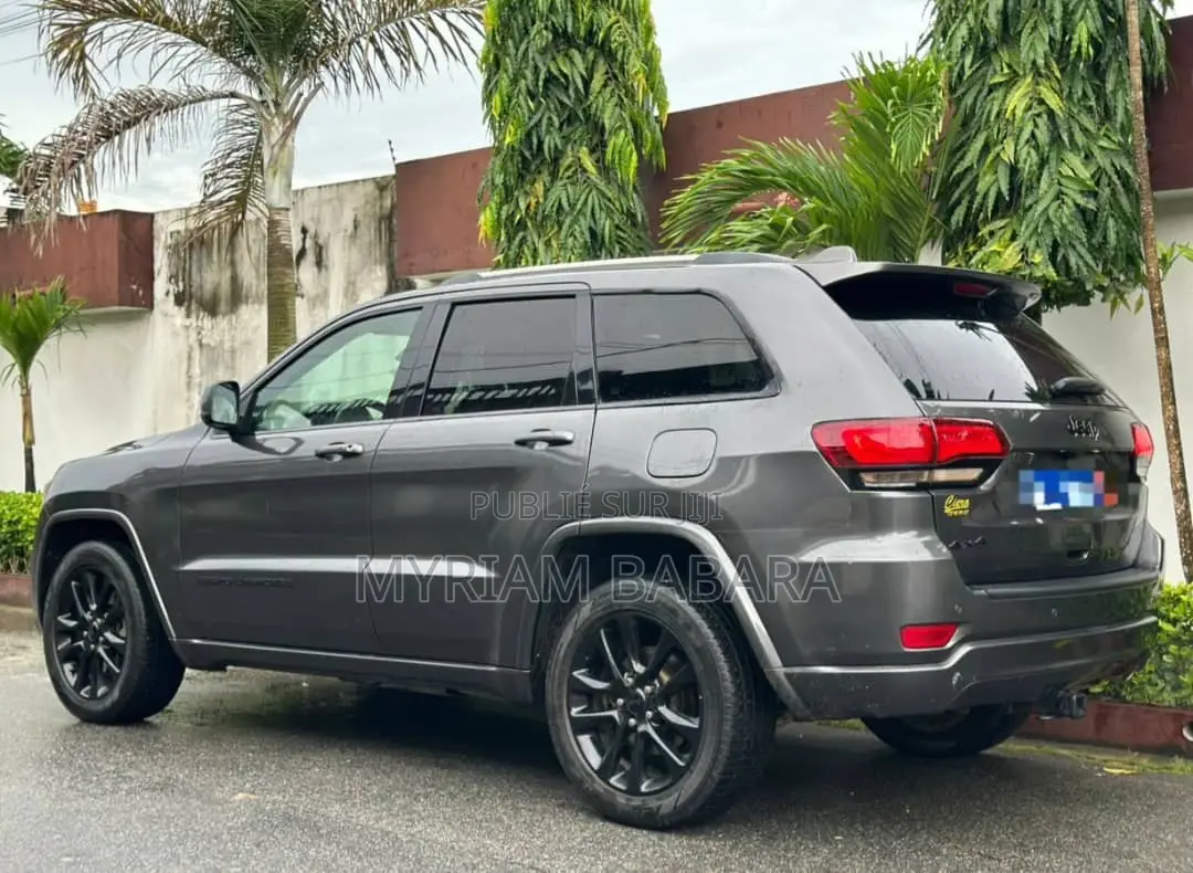 Jeep Grand Cherokee 2021 Gris