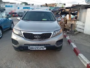 Photo - Kia Sorento 2013 Beige
